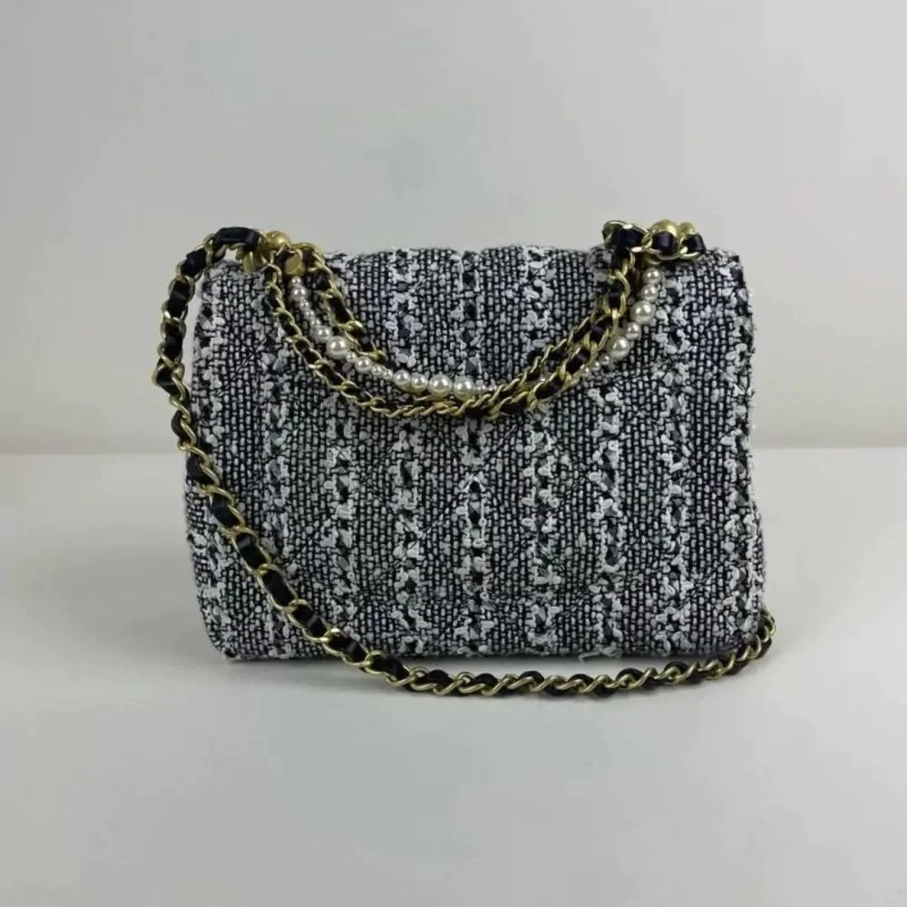 Chanel Women Pre-Loved Bag Very Good Condition